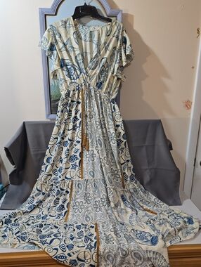 Boho V-Neck Maxi Dress in Blue and Cream with Tassel Tie